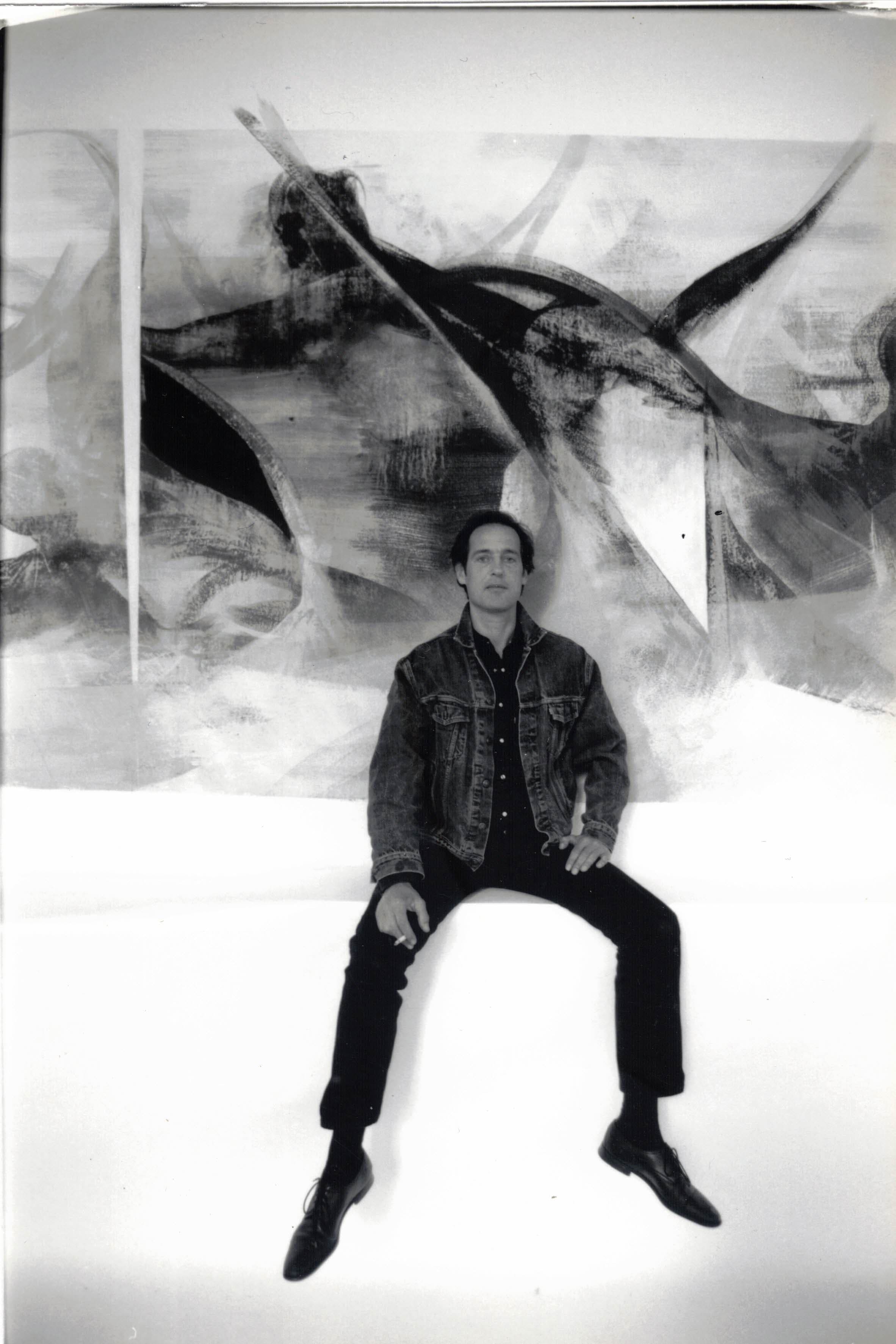 Daniel Nagel vor dem Wandbild, 1994