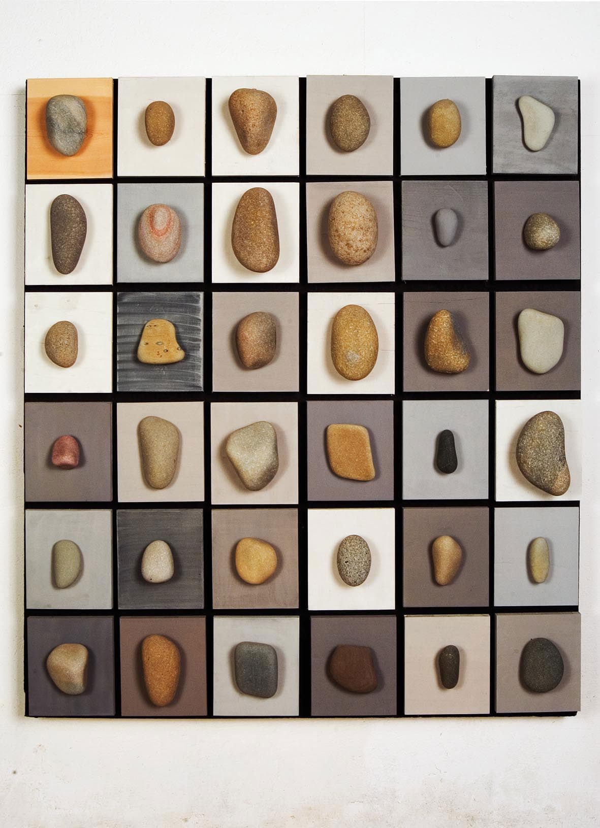 Stones on wood 15 - Daniel Nagel (2014)
